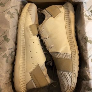 Under Armour Threadborne Shift Size 13